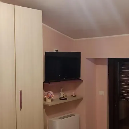 Dietro Piazza Maggiore-3